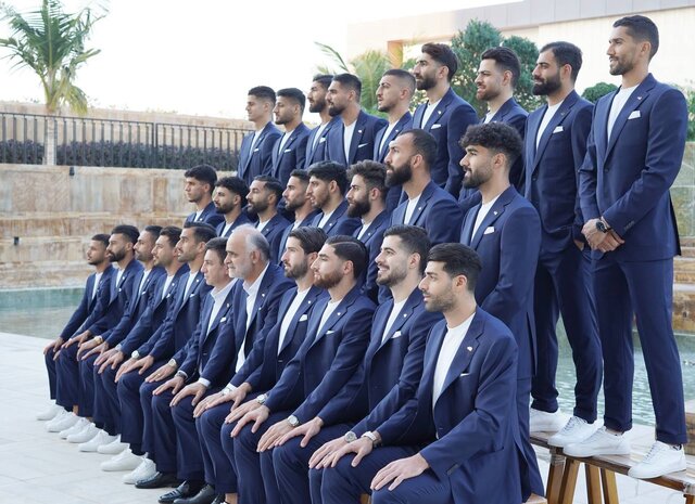 رونمایی از لباس رسمی تیم ملی فوتبال ایران 1 رونمایی از لباس رسمی تیم ملی فوتبال ایران