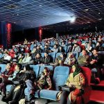 پرفروش‌های سینمای ایران در تیرماه/ گیشه‌ها همچنان در تسخیر «تمساح خونی»