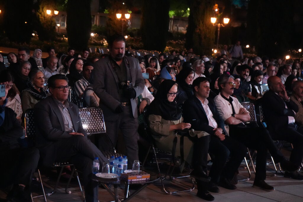 شب ادبیات نمایشی در شیراز 3 شب ادبیات نمایشی در شیراز