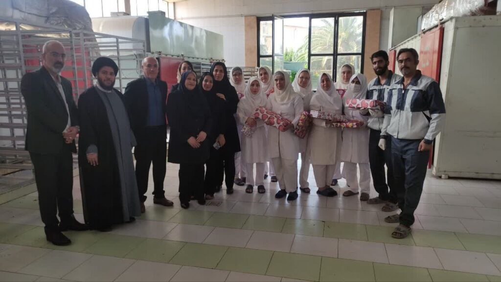 الگوی زن ایرانی؛ ۲۰ سال کارآفرینی بانوی گلستانی مورد تجلیل قرار گرفت 1 الگوی زن ایرانی؛ ۲۰ سال کارآفرینی بانوی گلستانی مورد تجلیل قرار گرفت