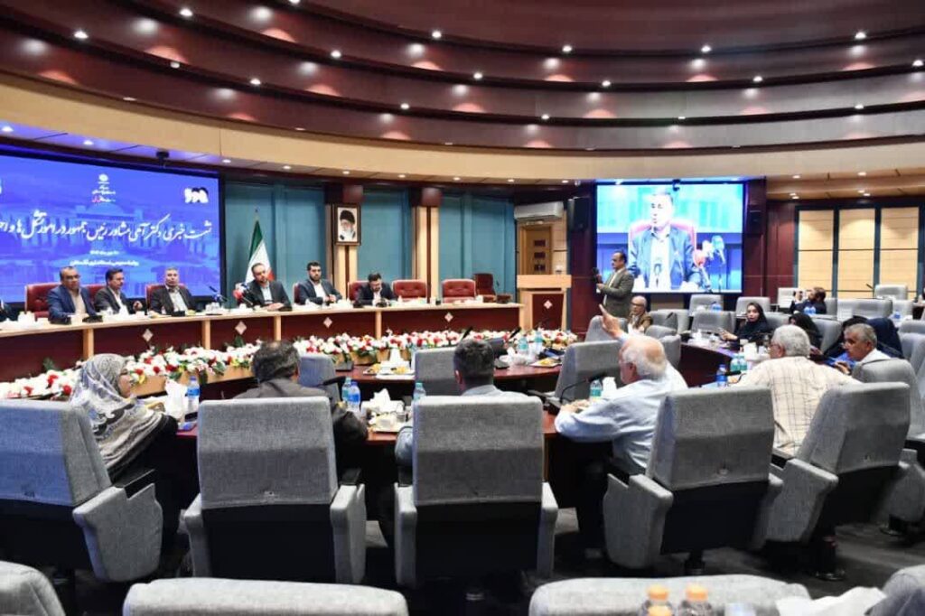 تشکلهای مردمی رقیب دولت نیستند، شریک تصمیمسازی ملیاند 2 تشکلهای مردمی رقیب دولت نیستند، شریک تصمیمسازی ملیاند