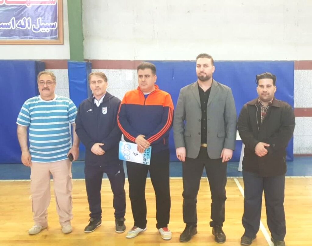 «هفتهنامه اشاره» قهرمان فوتسال هفته مقاومت شد/محمدحسین ماهوتیان بازیکن اخلاق این دوره از مسابقات 1 «هفتهنامه اشاره» قهرمان فوتسال هفته مقاومت شد/محمدحسین ماهوتیان بازیکن اخلاق این دوره از مسابقات