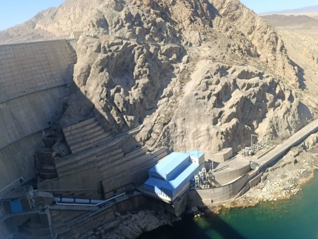 نیاز به اعتبار 25 هزار میلیارد ریالی برای تکمیل طرح انتقال آب به ساوه 2 نیاز به اعتبار 25 هزار میلیارد ریالی برای تکمیل طرح انتقال آب به ساوه