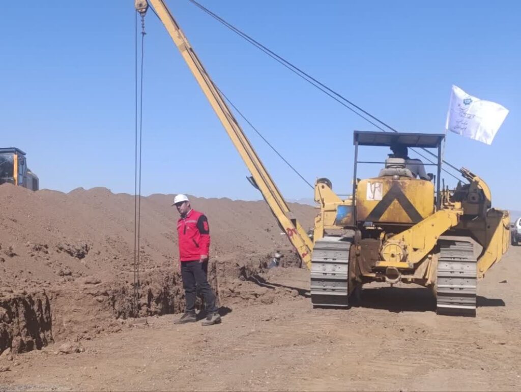 نیاز به اعتبار 25 هزار میلیارد ریالی برای تکمیل طرح انتقال آب به ساوه 3 نیاز به اعتبار 25 هزار میلیارد ریالی برای تکمیل طرح انتقال آب به ساوه