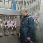 بازدید شبانه مسئول دفتر نمایندگی ولی فقیه دامپزشکی استان مرکزی از کشتارگاه طیور خمین
